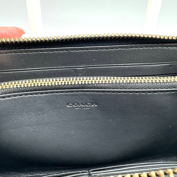 COACH Black Accordion Zip Wallet Monogram - Picture 8 of 9
